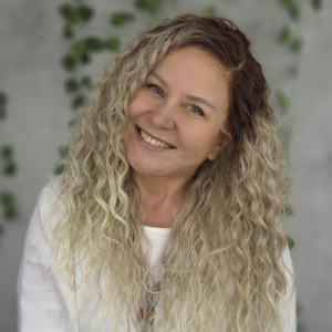 kolor: RT8/Ash Blonde