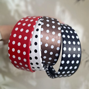 Opaska do włosów szeroka w groszki, skaj, 4 cm, wygodna, bez ząbków